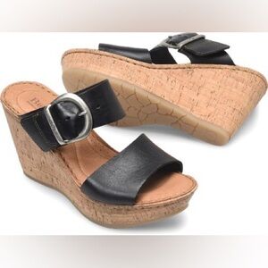 Born Black and Tan Wedges